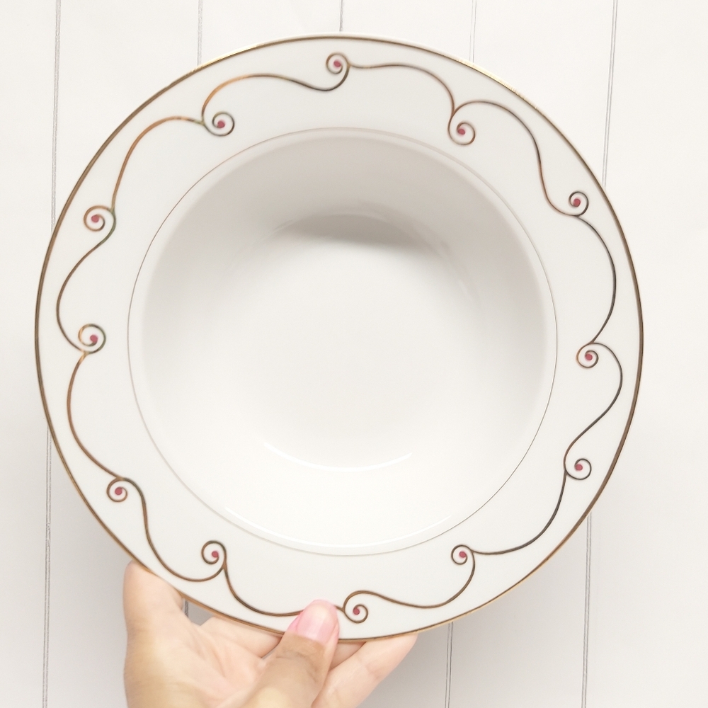 Pier 1 Holiday Scroll Gold Rimmed Porcelain Soup Plates Set of 2 - Picture 3 of 7